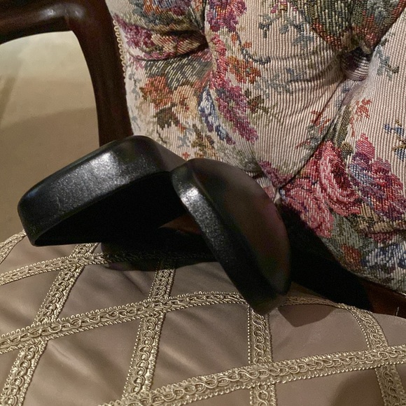 COACH - Picture 7 of 10